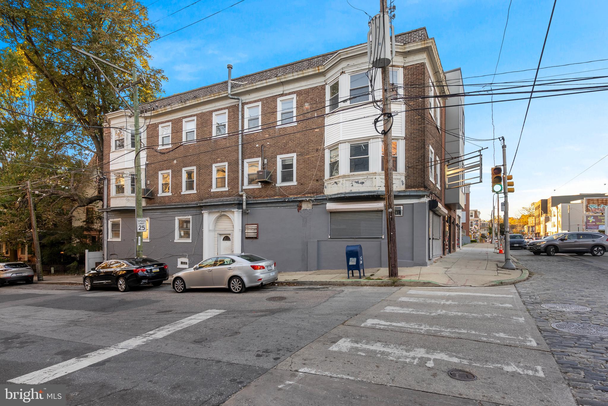 GERMANTOWN (WEST) - Commercial Sale