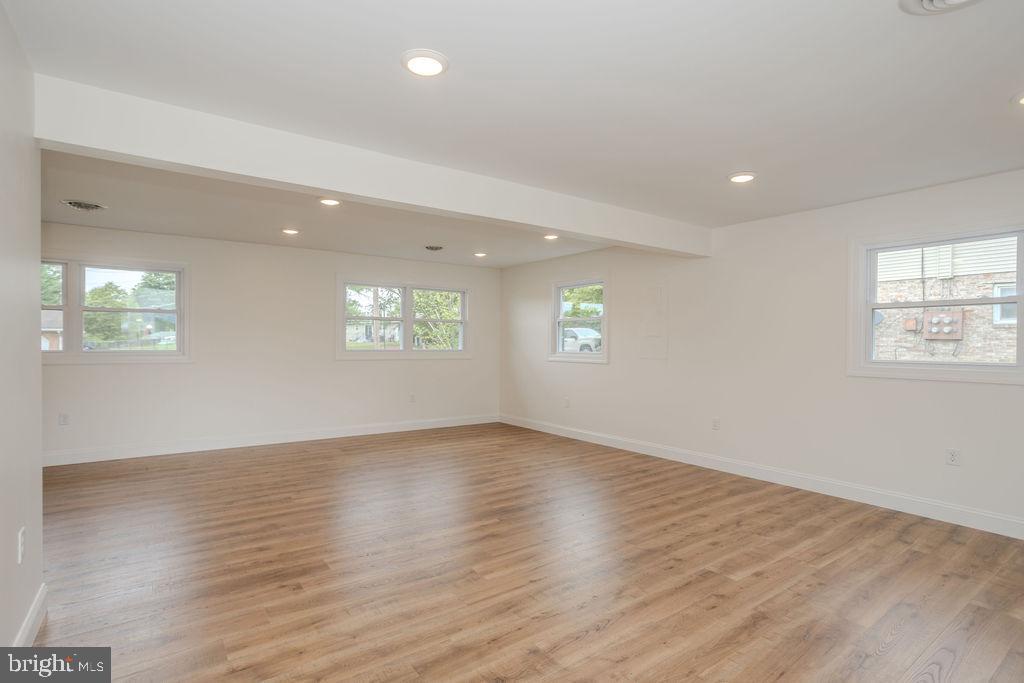 FAYETTEVILLE - Residential