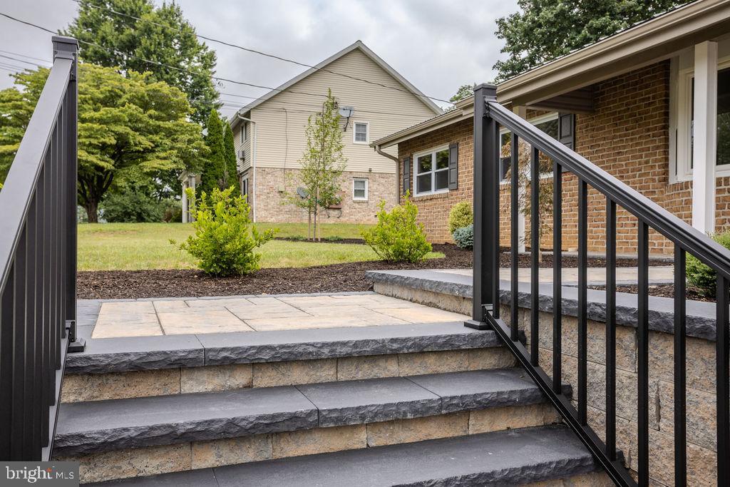 FAYETTEVILLE - Residential