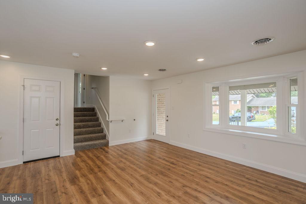 FAYETTEVILLE - Residential