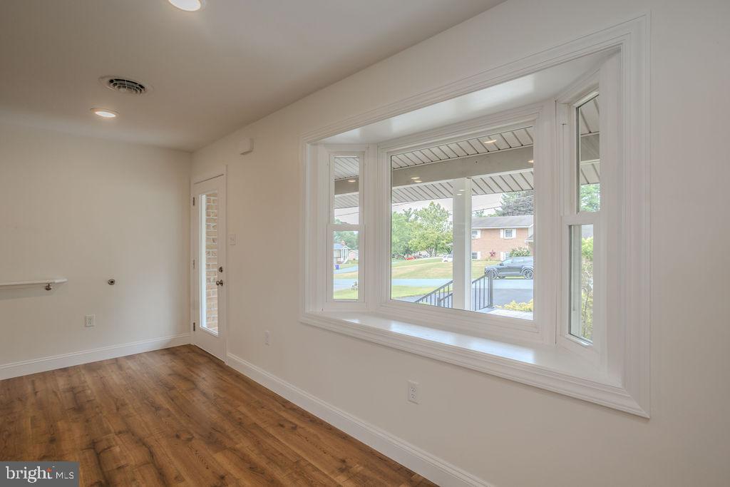 FAYETTEVILLE - Residential
