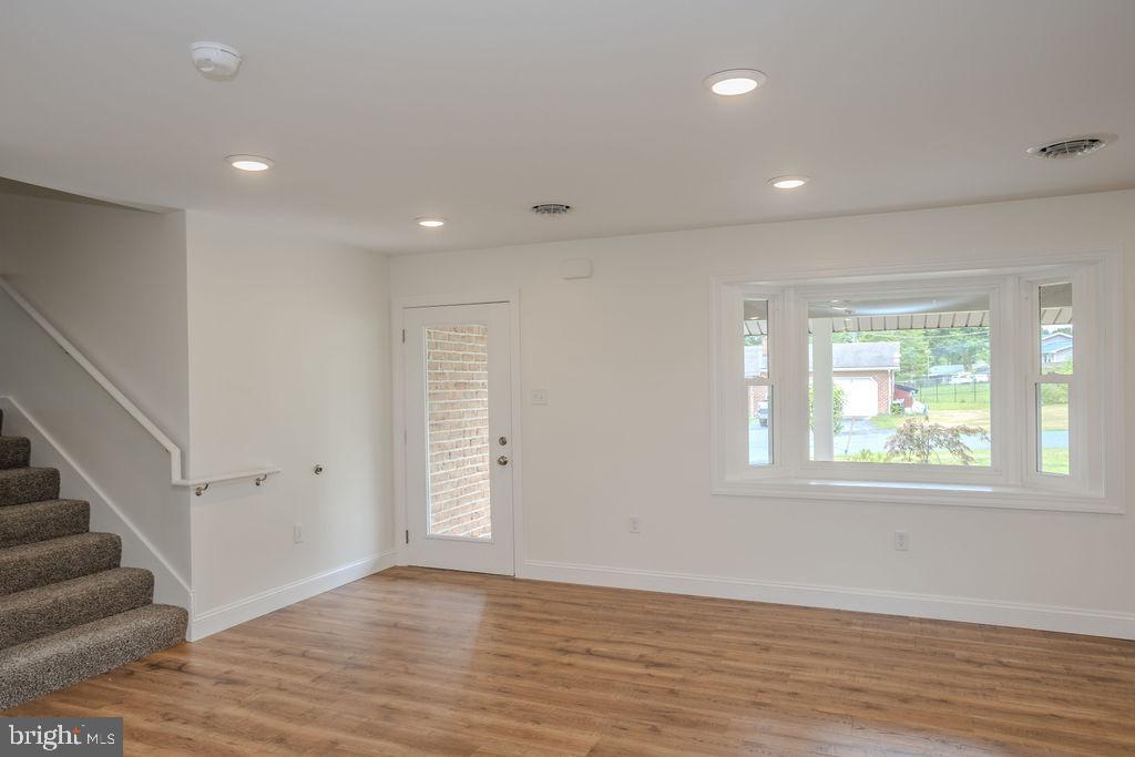 FAYETTEVILLE - Residential