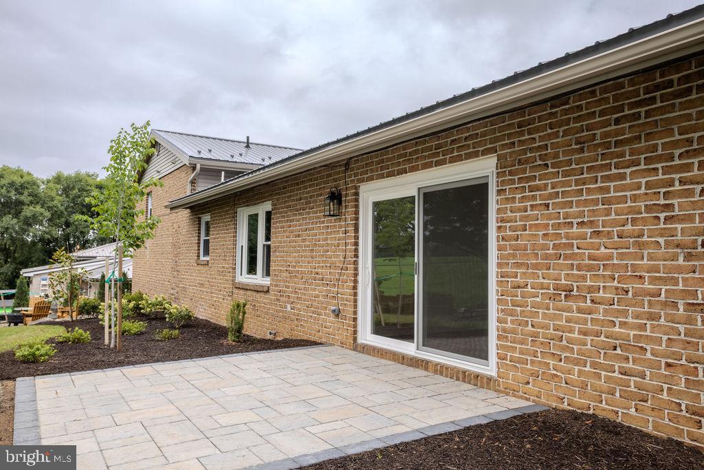 FAYETTEVILLE - Residential