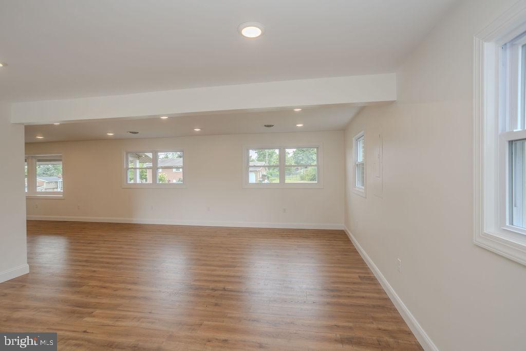 FAYETTEVILLE - Residential