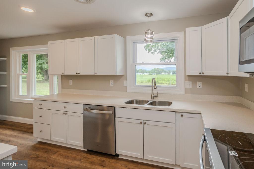 FAYETTEVILLE - Residential