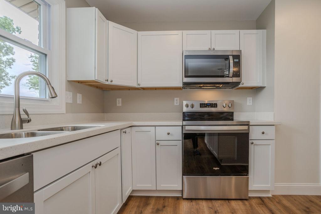 FAYETTEVILLE - Residential
