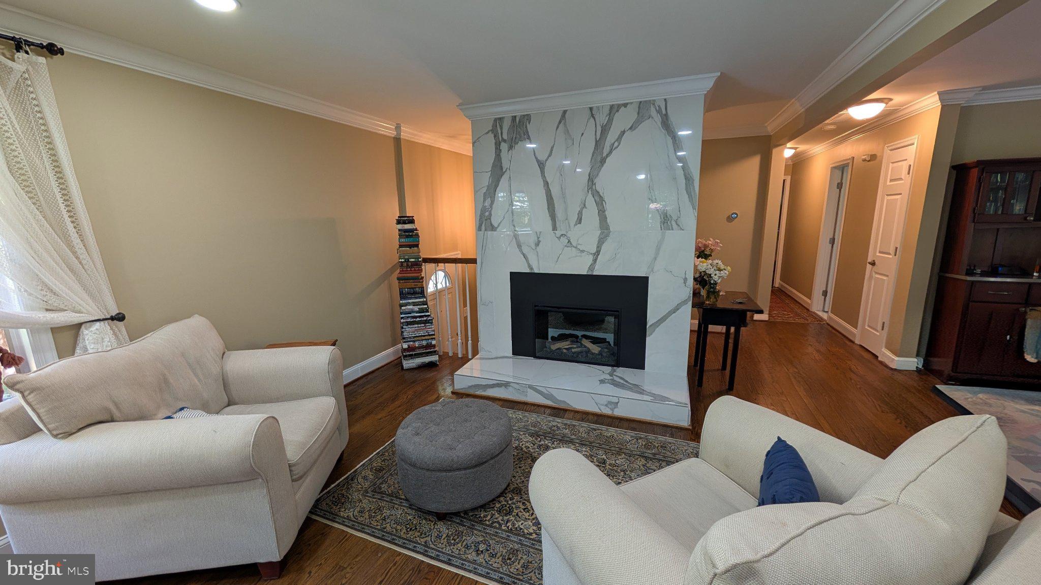 WHEATON OUT RES. (2) - Residential Lease