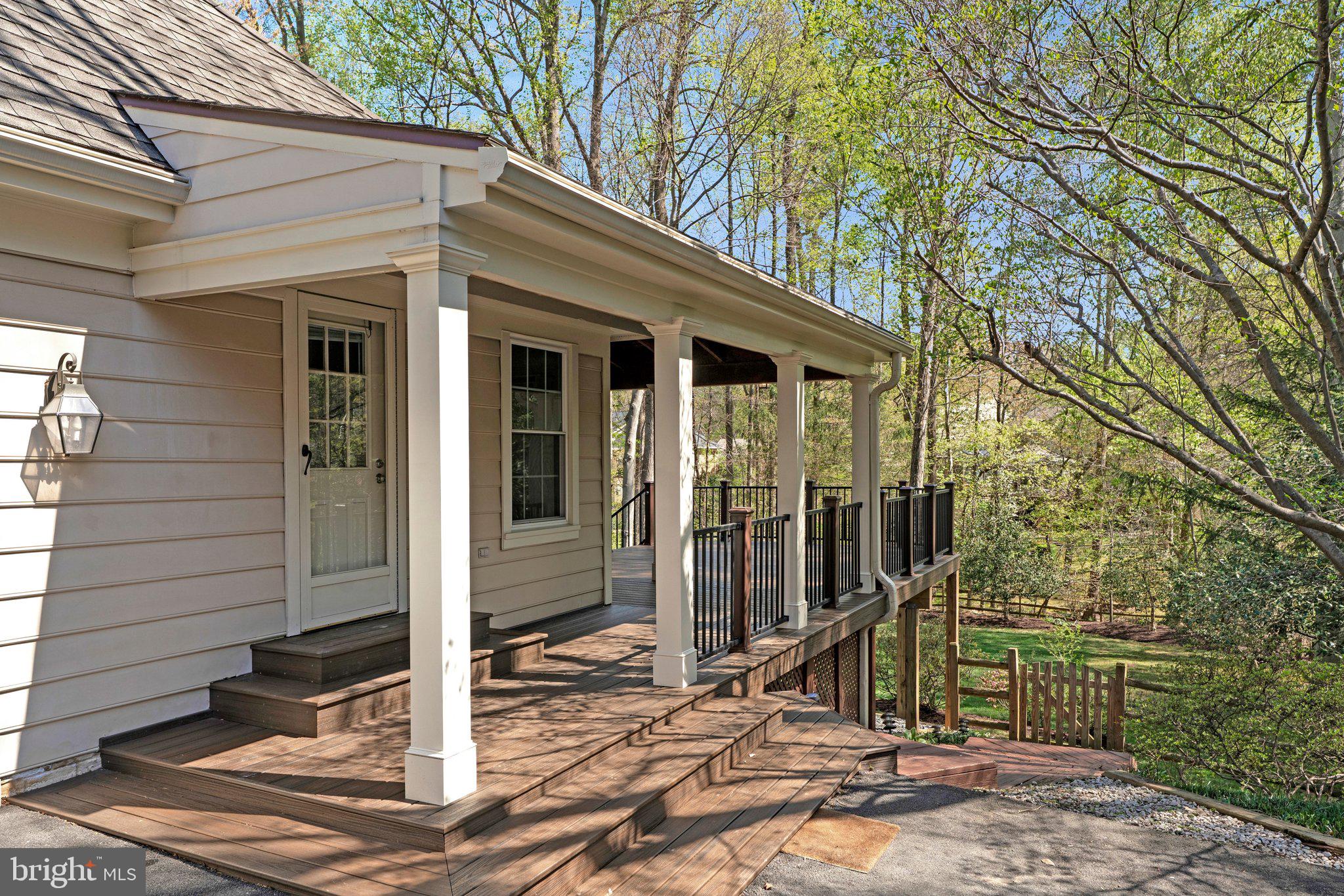 LANGLEY OAKS - Residential