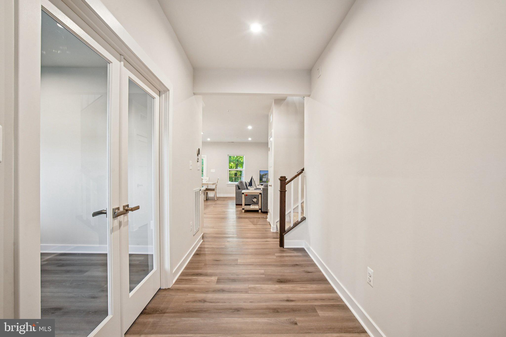 PERRY'S RETREAT - Residential