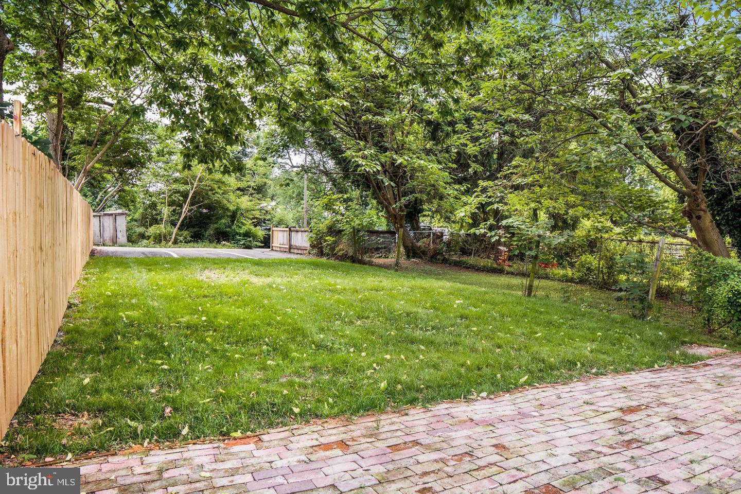 DOWNTOWN FREDERICK - Residential