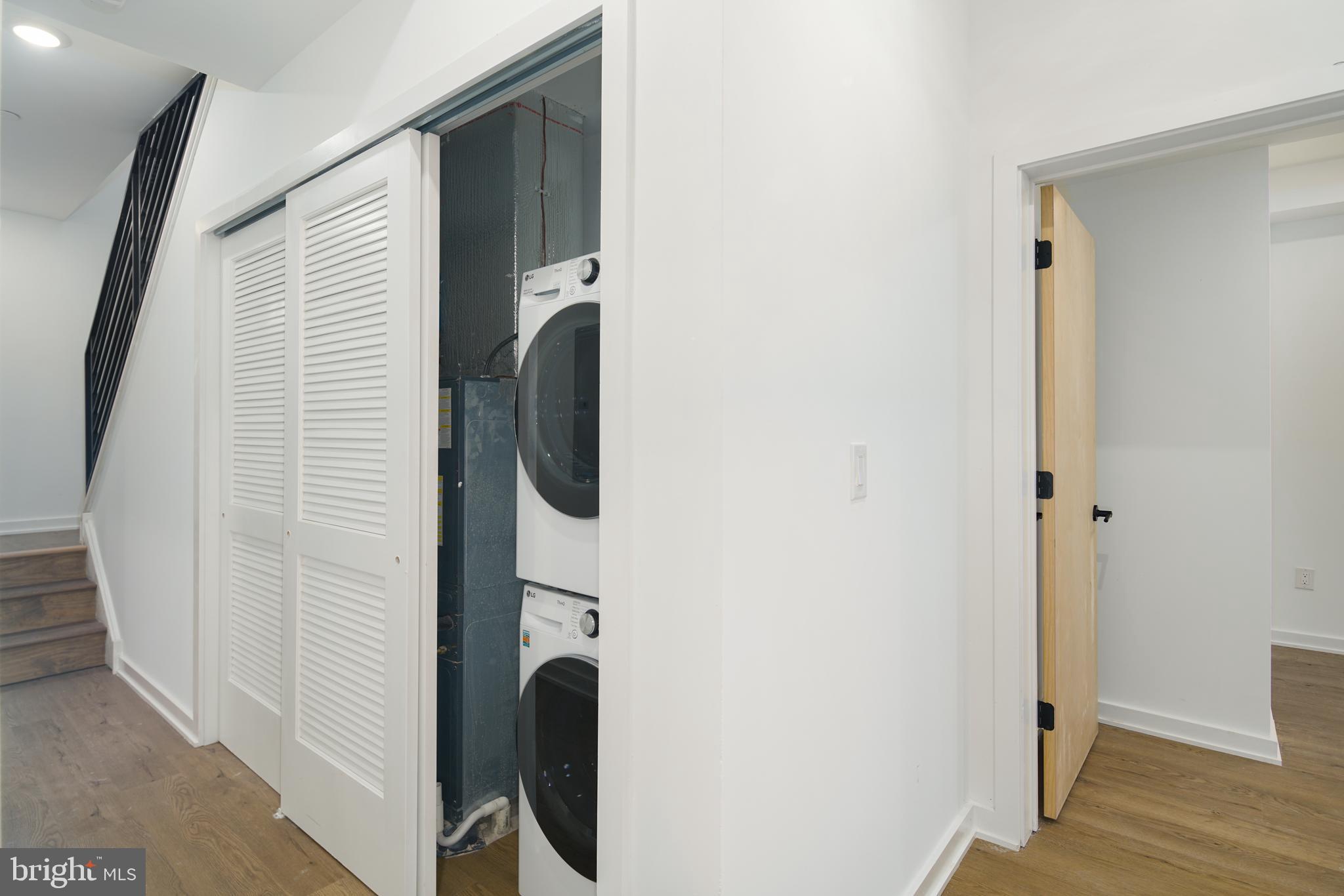 EAST PASSYUNK CROSSING - Residential Lease