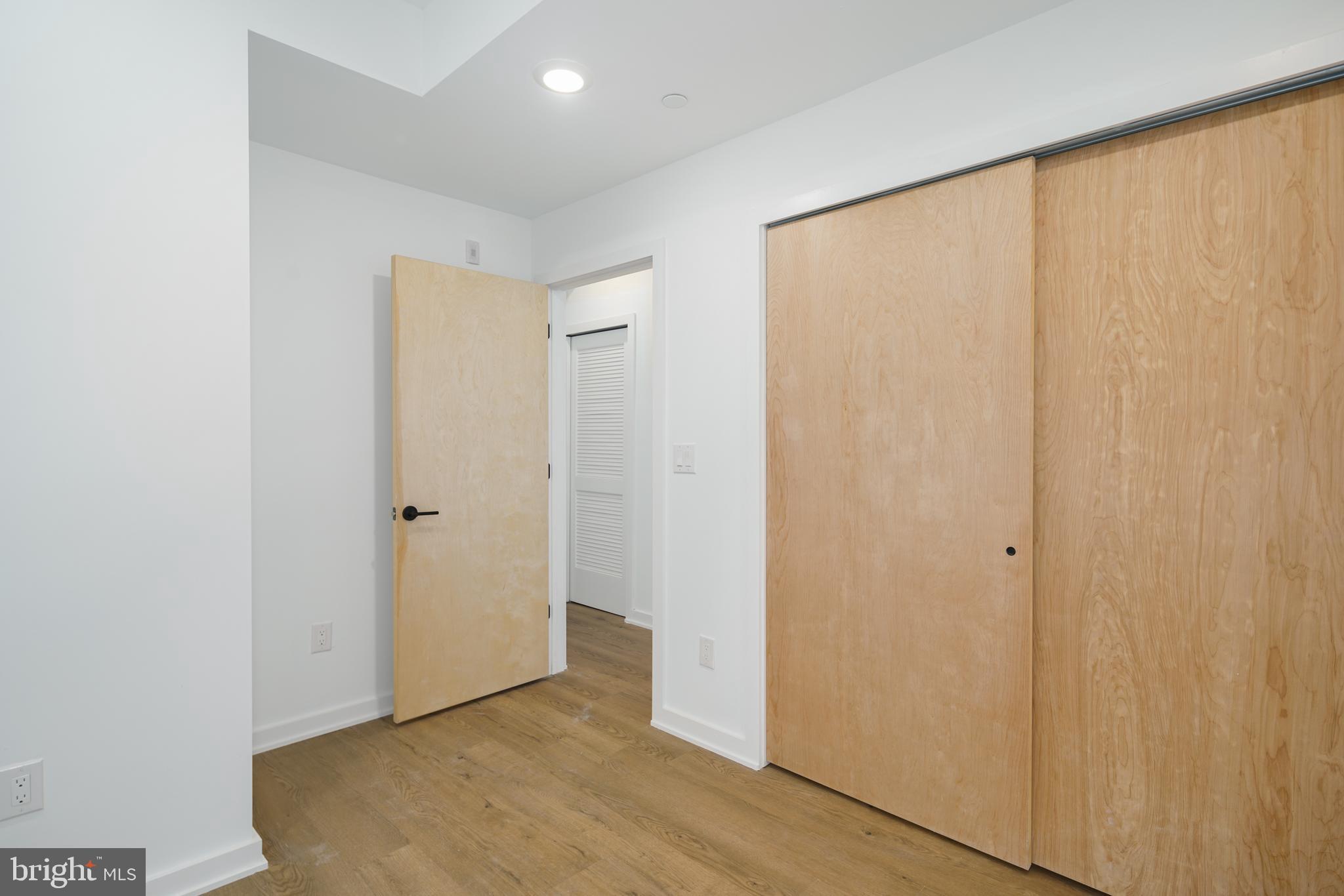 EAST PASSYUNK CROSSING - Residential Lease