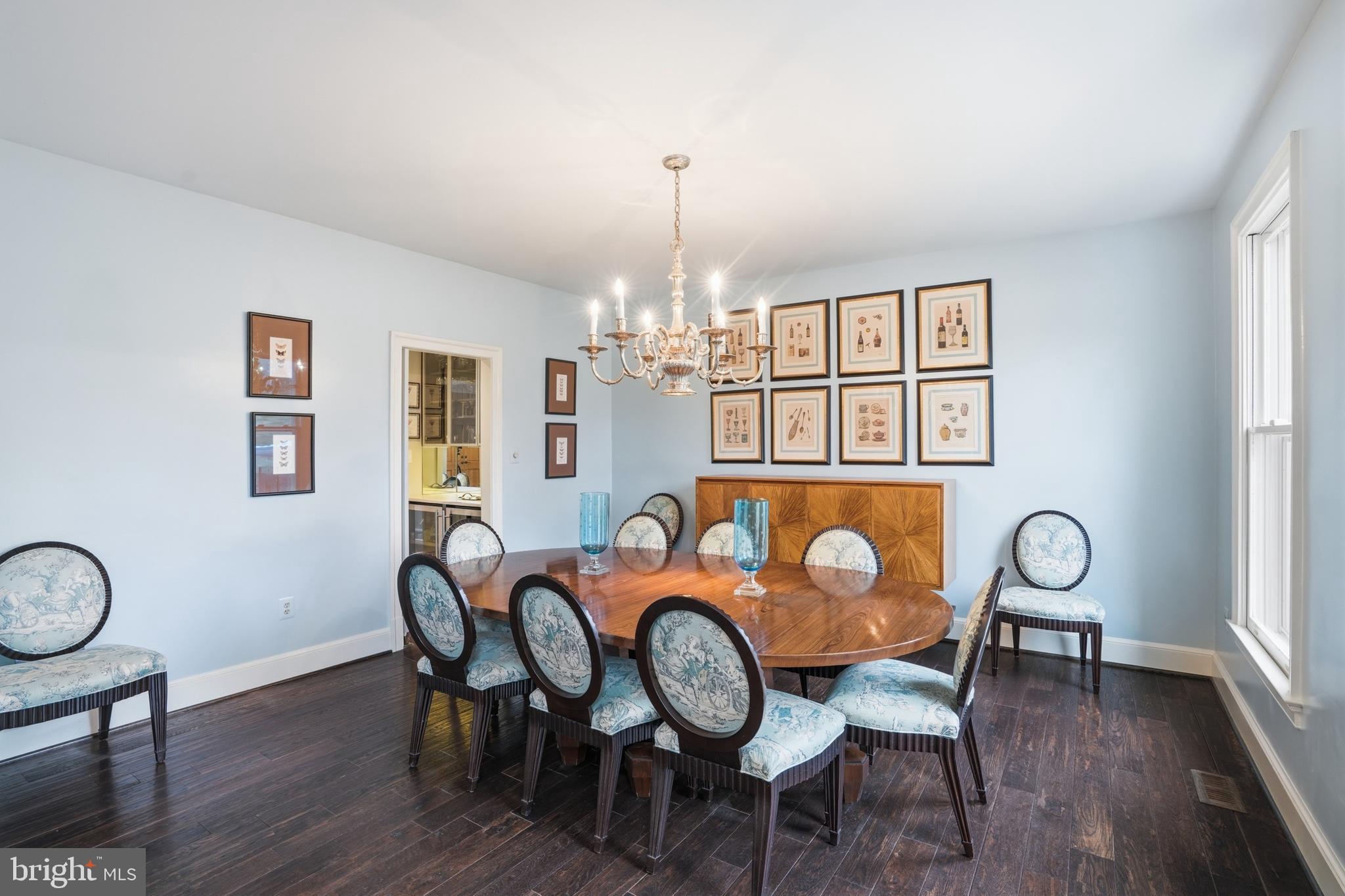 SAVILE MANOR - Residential