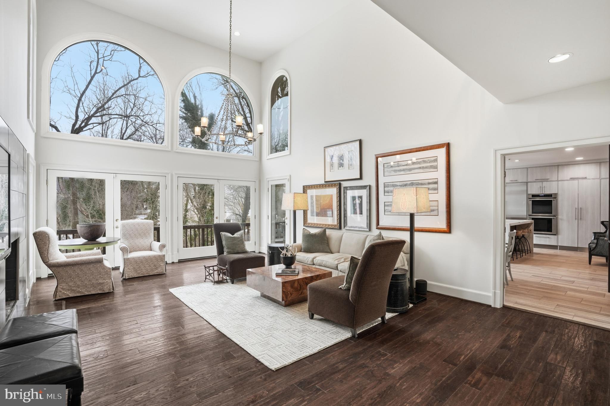 SAVILE MANOR - Residential