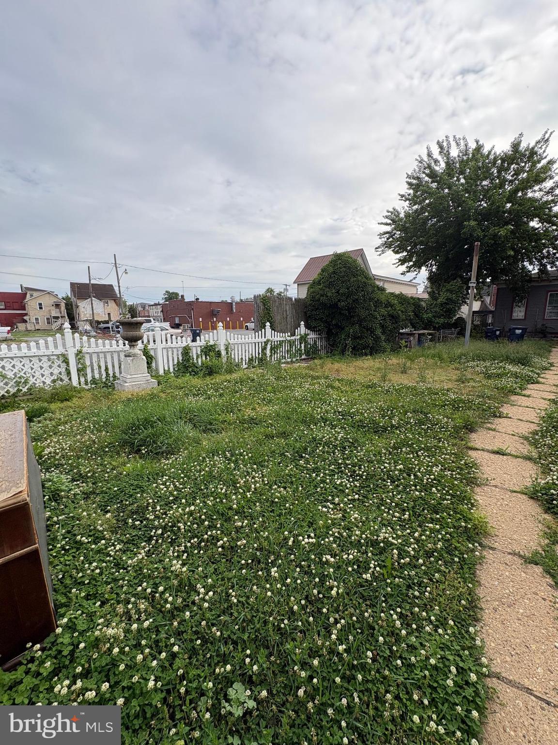 LEWES - Residential
