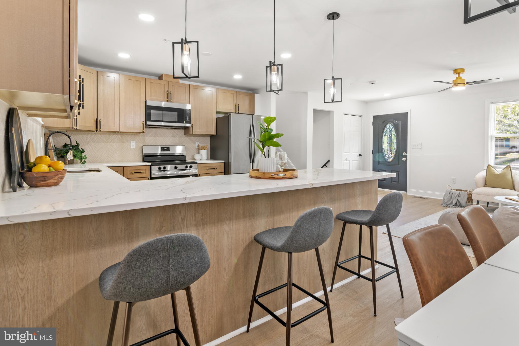 KNIGHTSBRIDGE - Residential