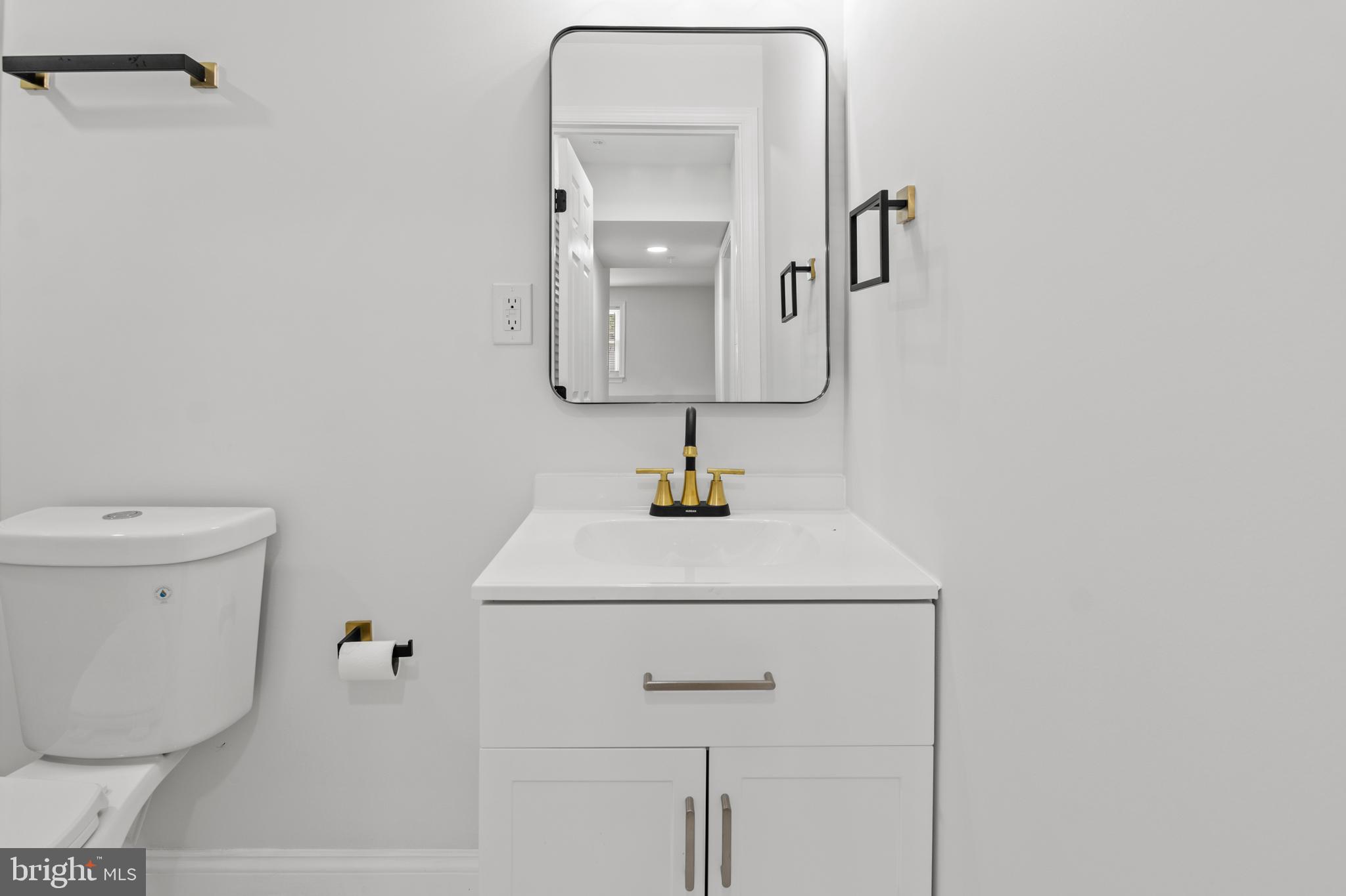 KNIGHTSBRIDGE - Residential
