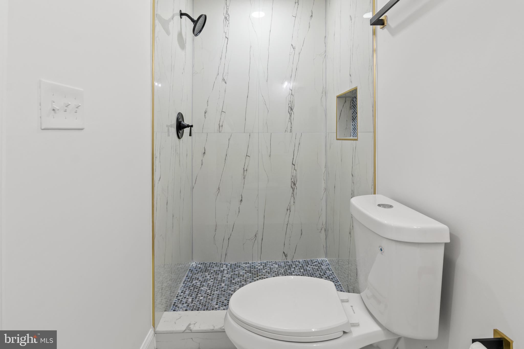 KNIGHTSBRIDGE - Residential