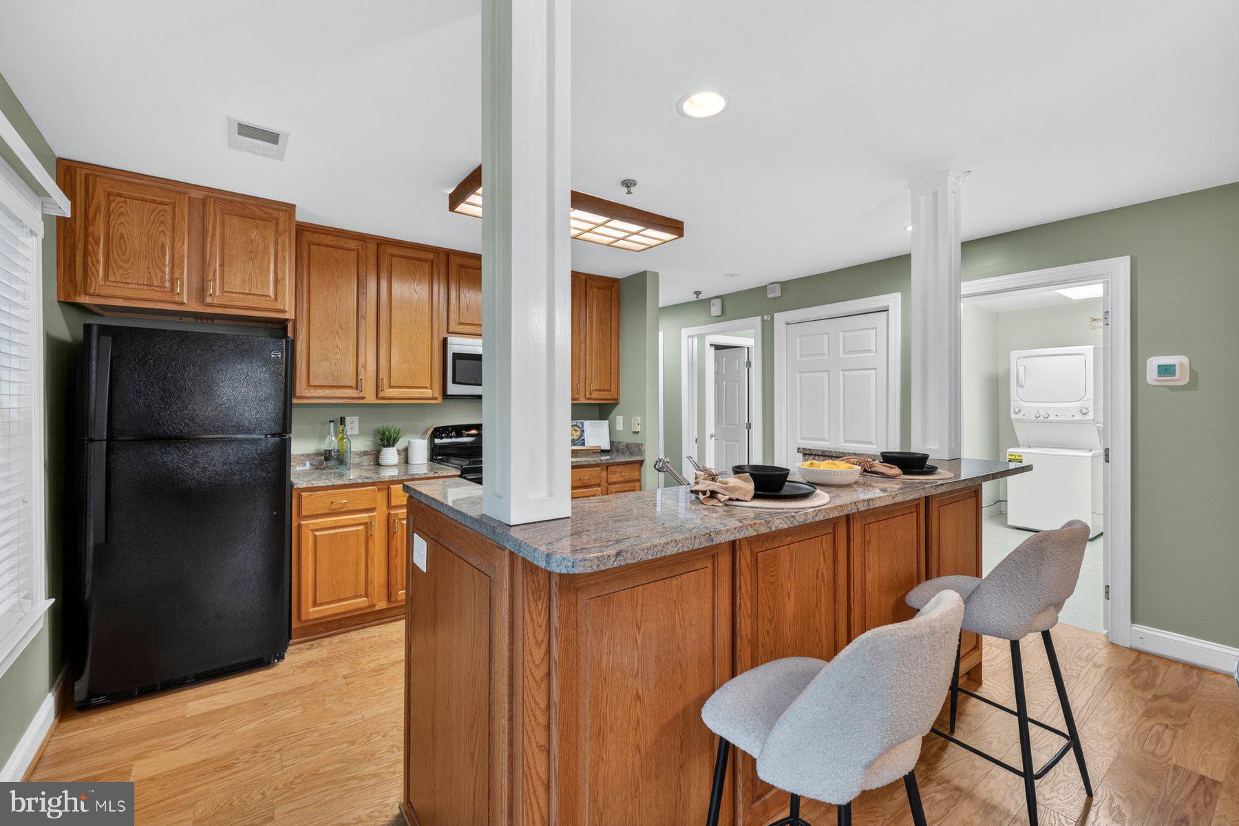 MEADOW RIDGE VILLAS CODM - Residential