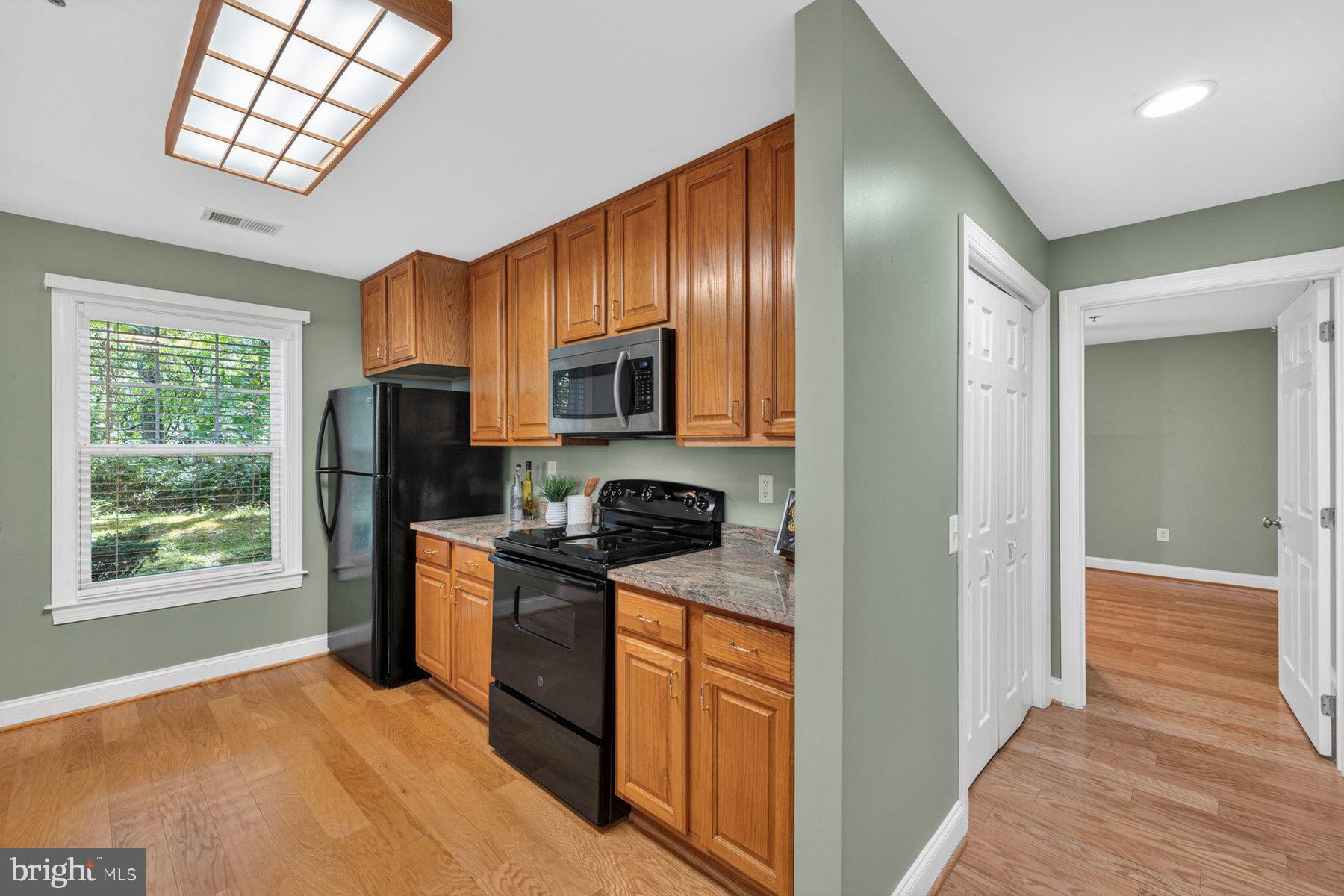 MEADOW RIDGE VILLAS CODM - Residential