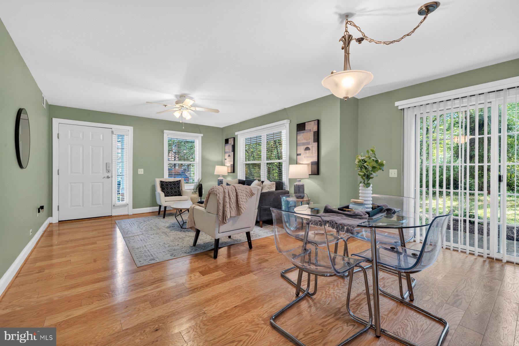 MEADOW RIDGE VILLAS CODM - Residential