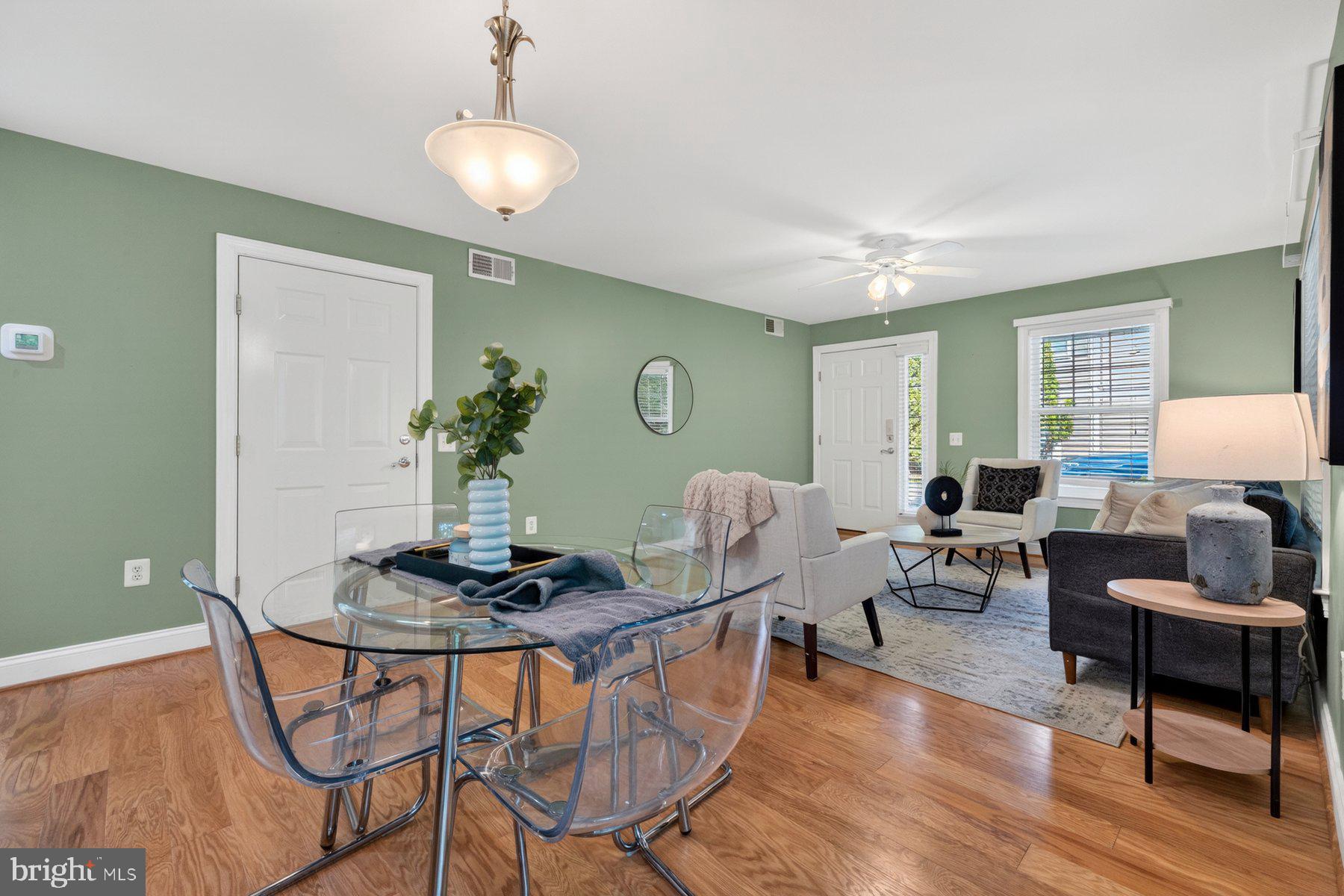 MEADOW RIDGE VILLAS CODM - Residential