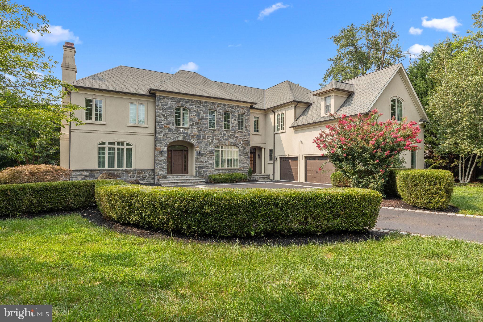 STONEGATE - Residential
