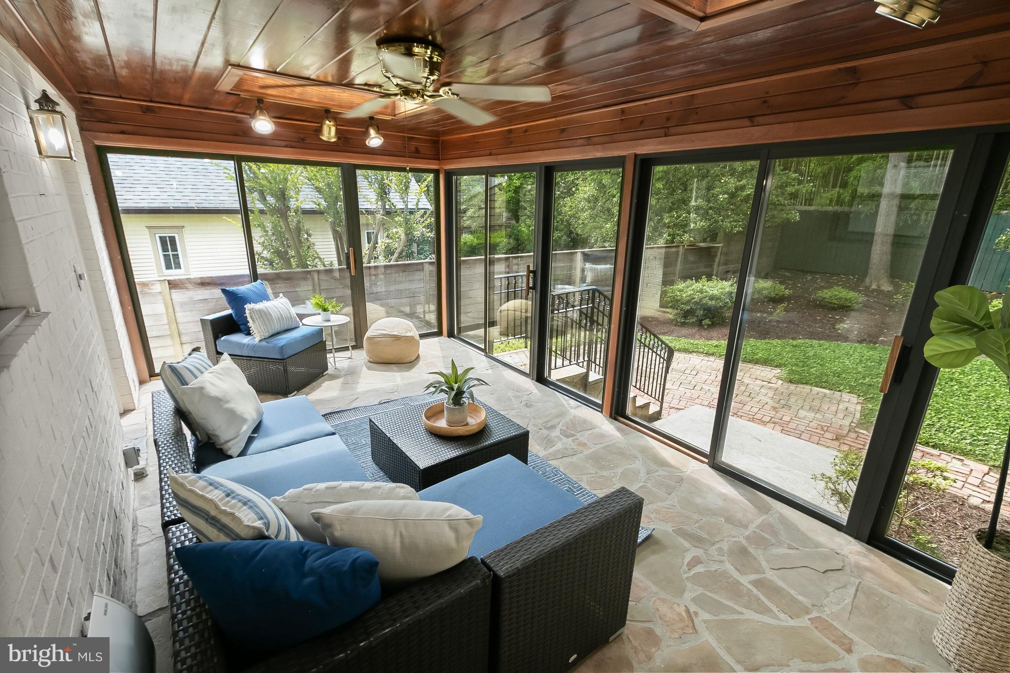 SOMERSET - Residential