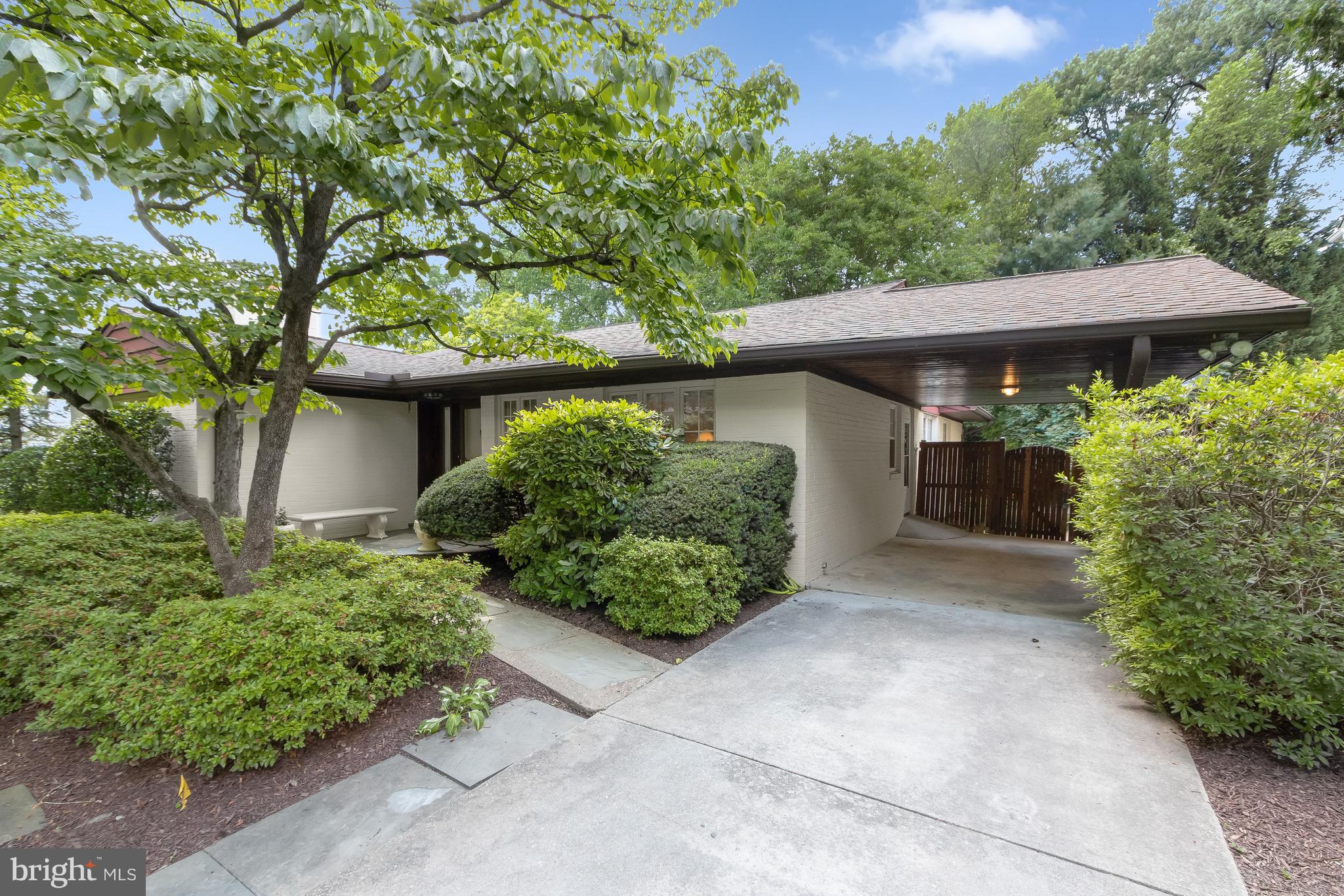 SOMERSET - Residential