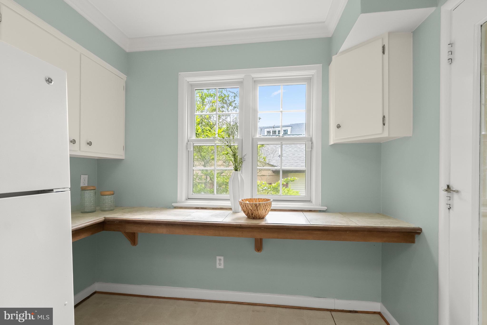 SOMERSET - Residential