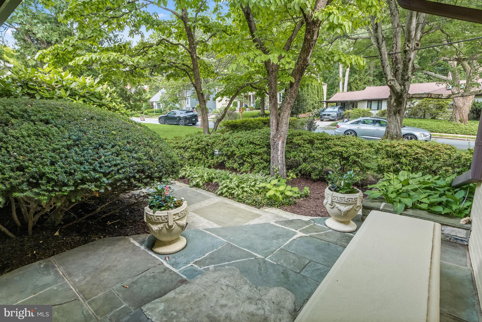 SOMERSET - Residential