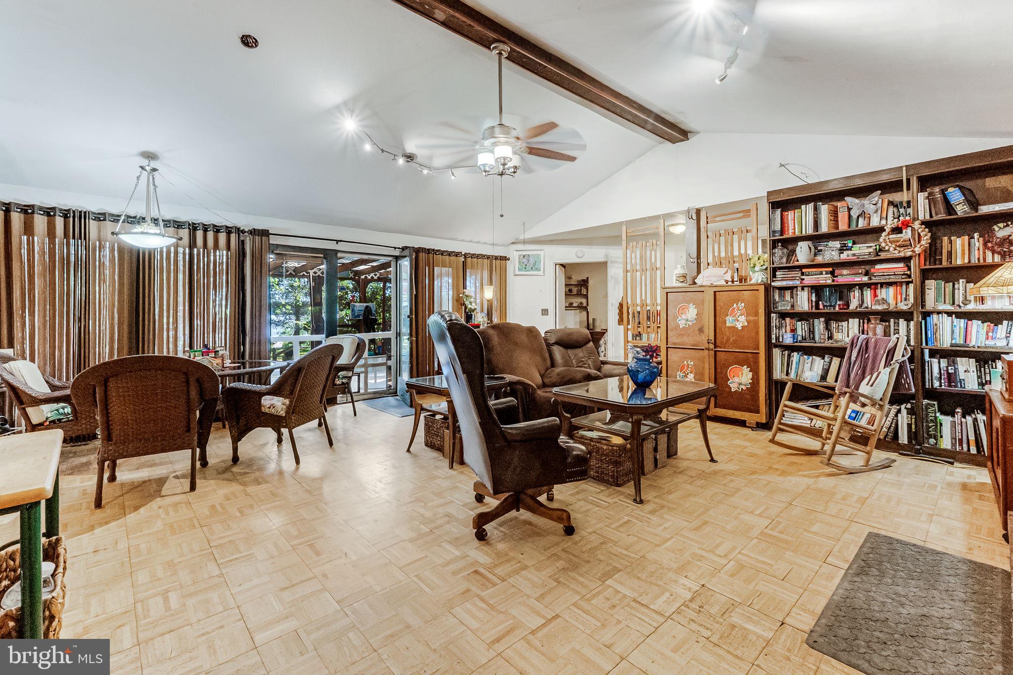FRIENDSHIP ACRES - Residential