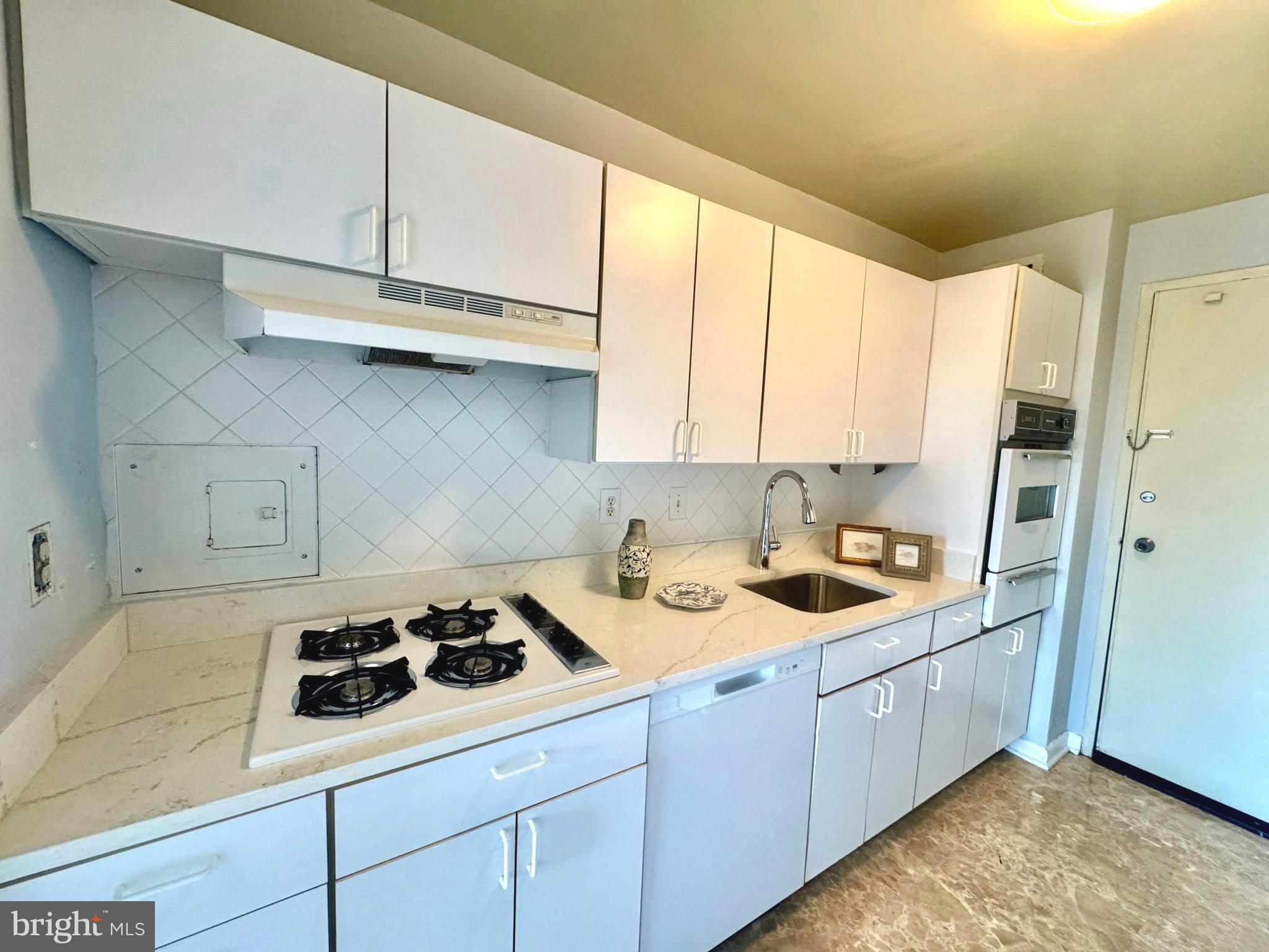 GROSVENOR PARK - Residential