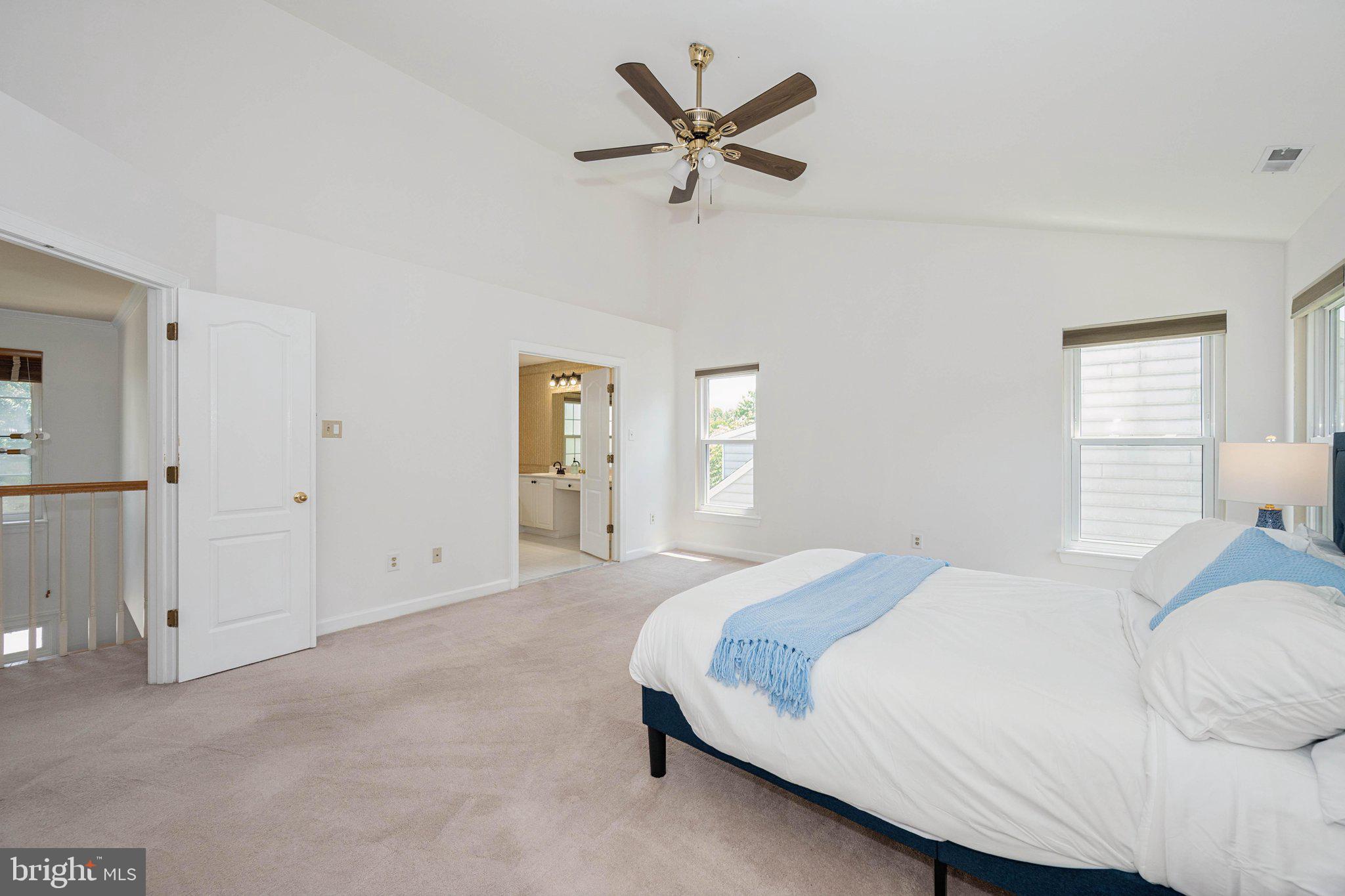 CEDAR MANOR - Residential