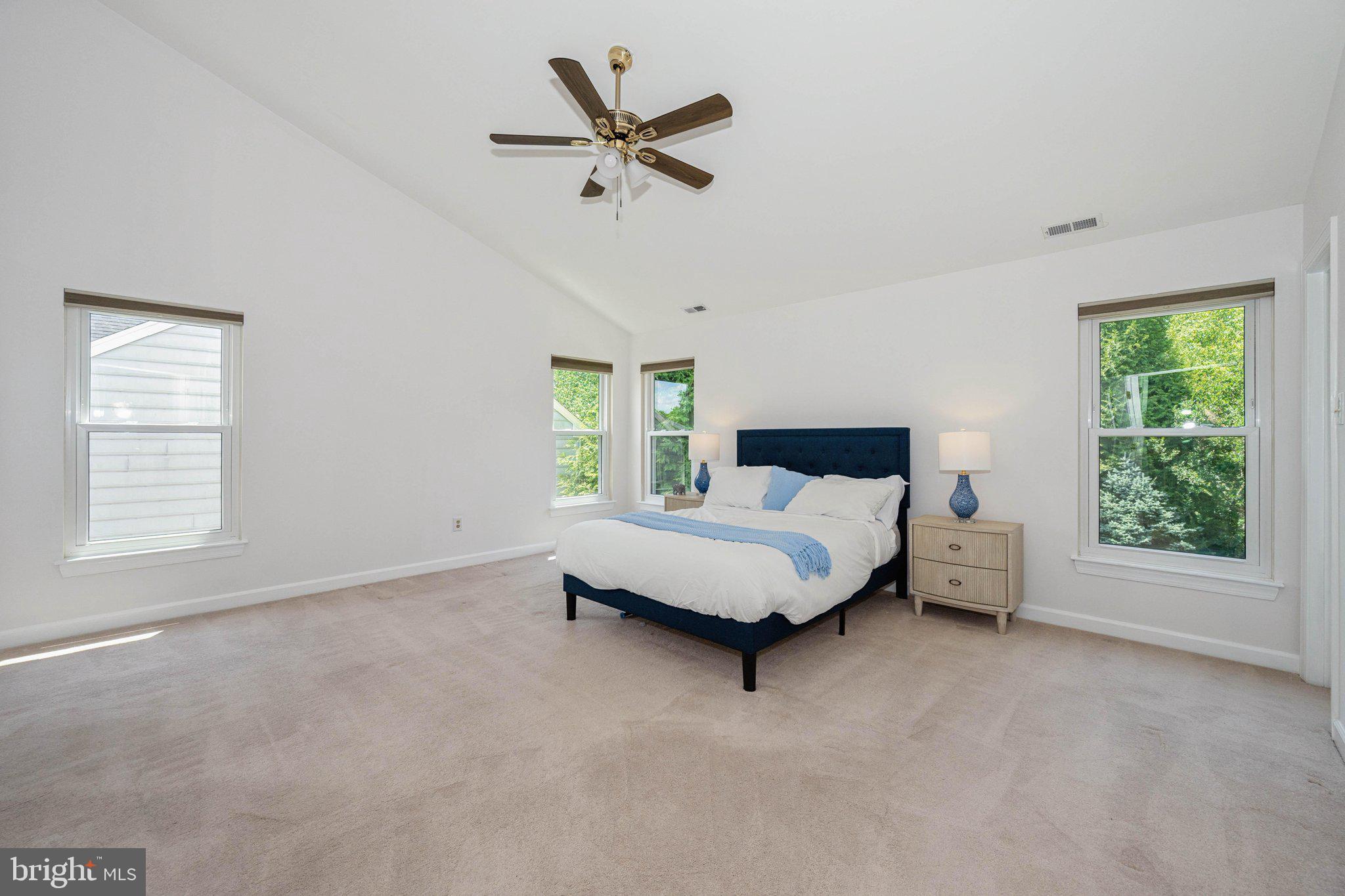CEDAR MANOR - Residential