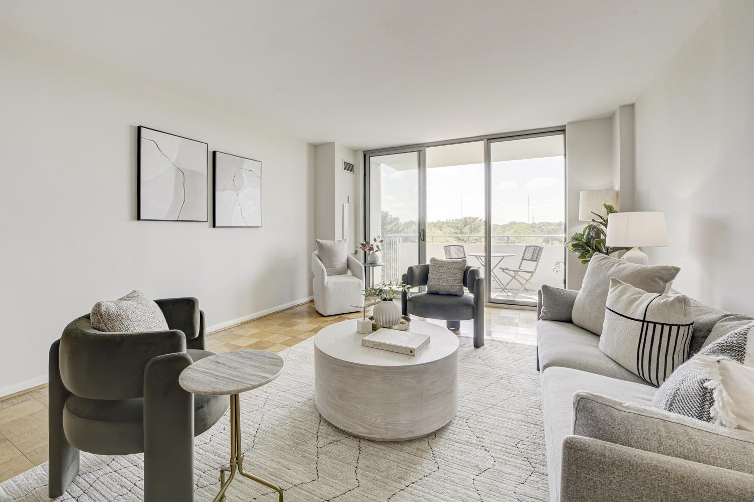 THE KENWOOD - Residential