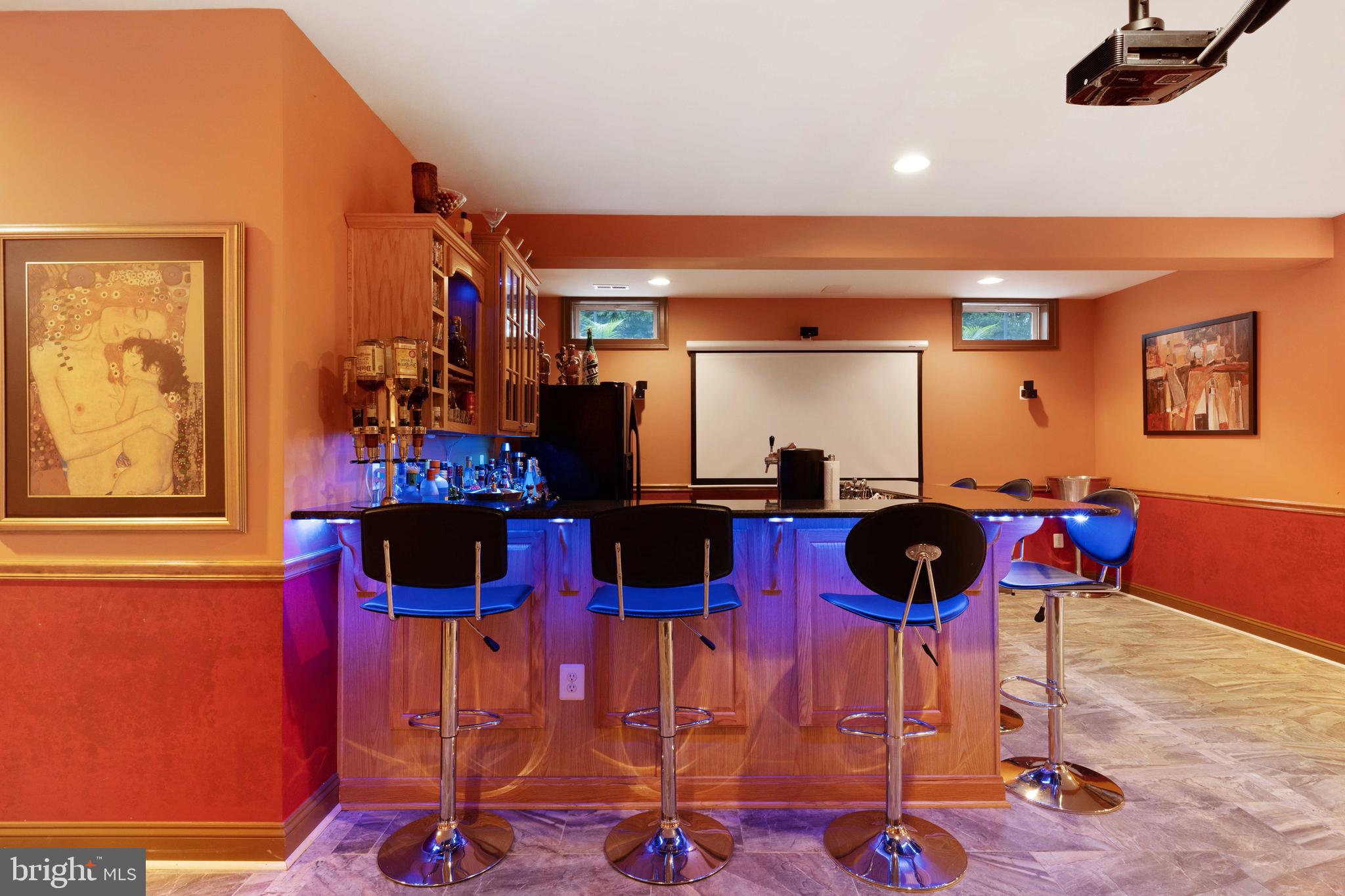 GREENSPRING AT COMPASS POINTE - Residential