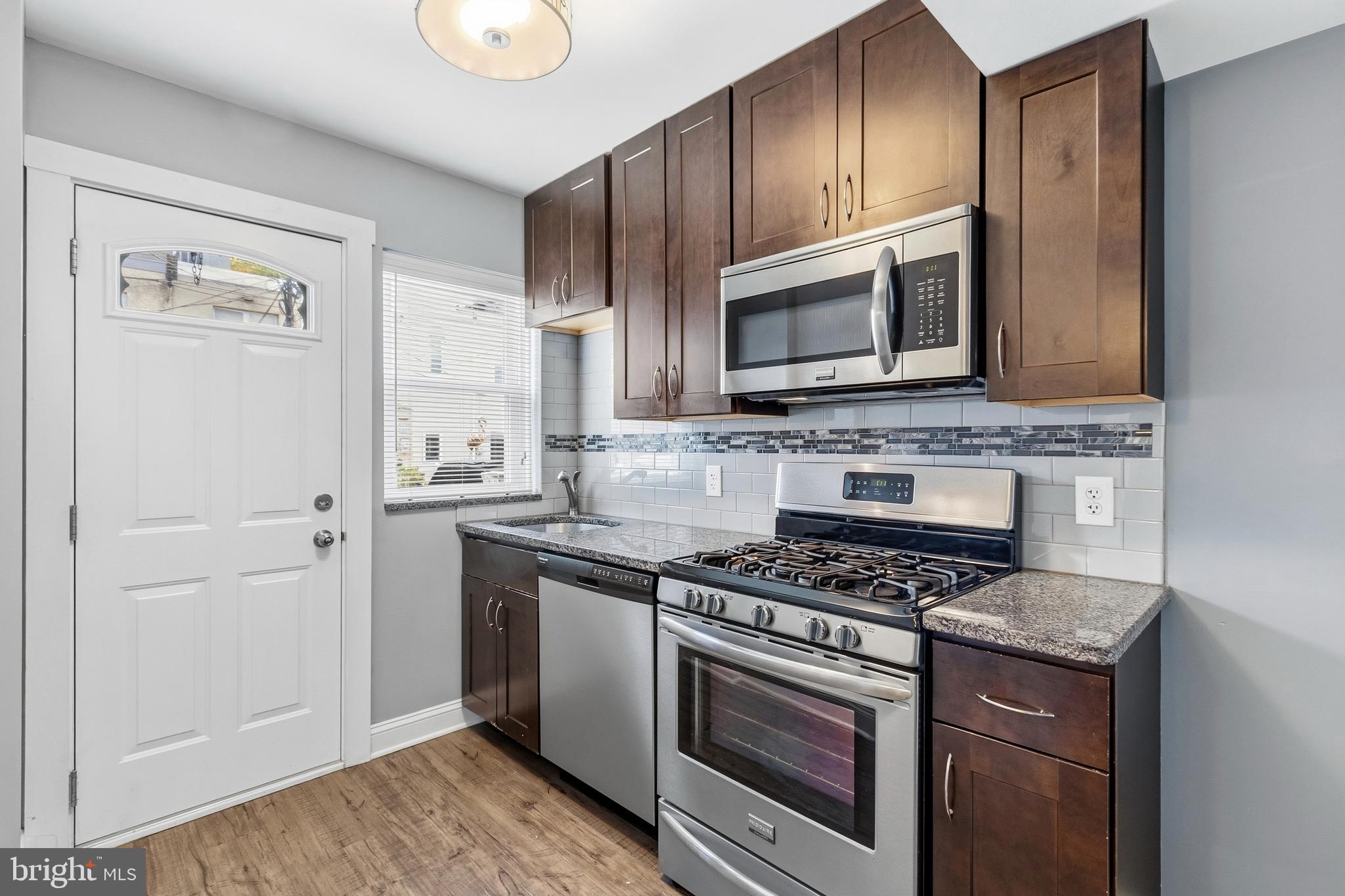MARCONI PARK EAST - Residential