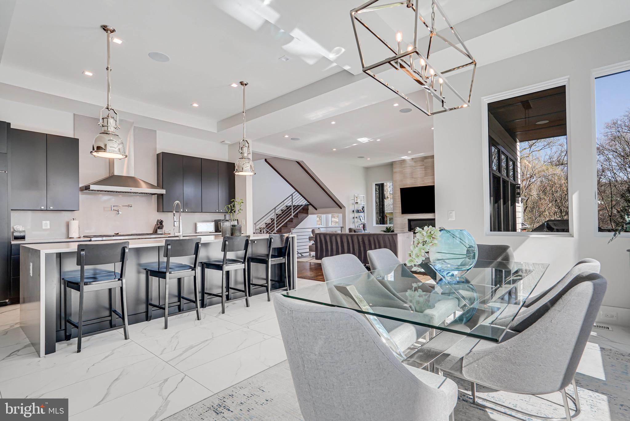BELLEVUE FOREST - Residential