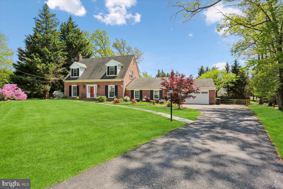 MANOR PARK - Residential