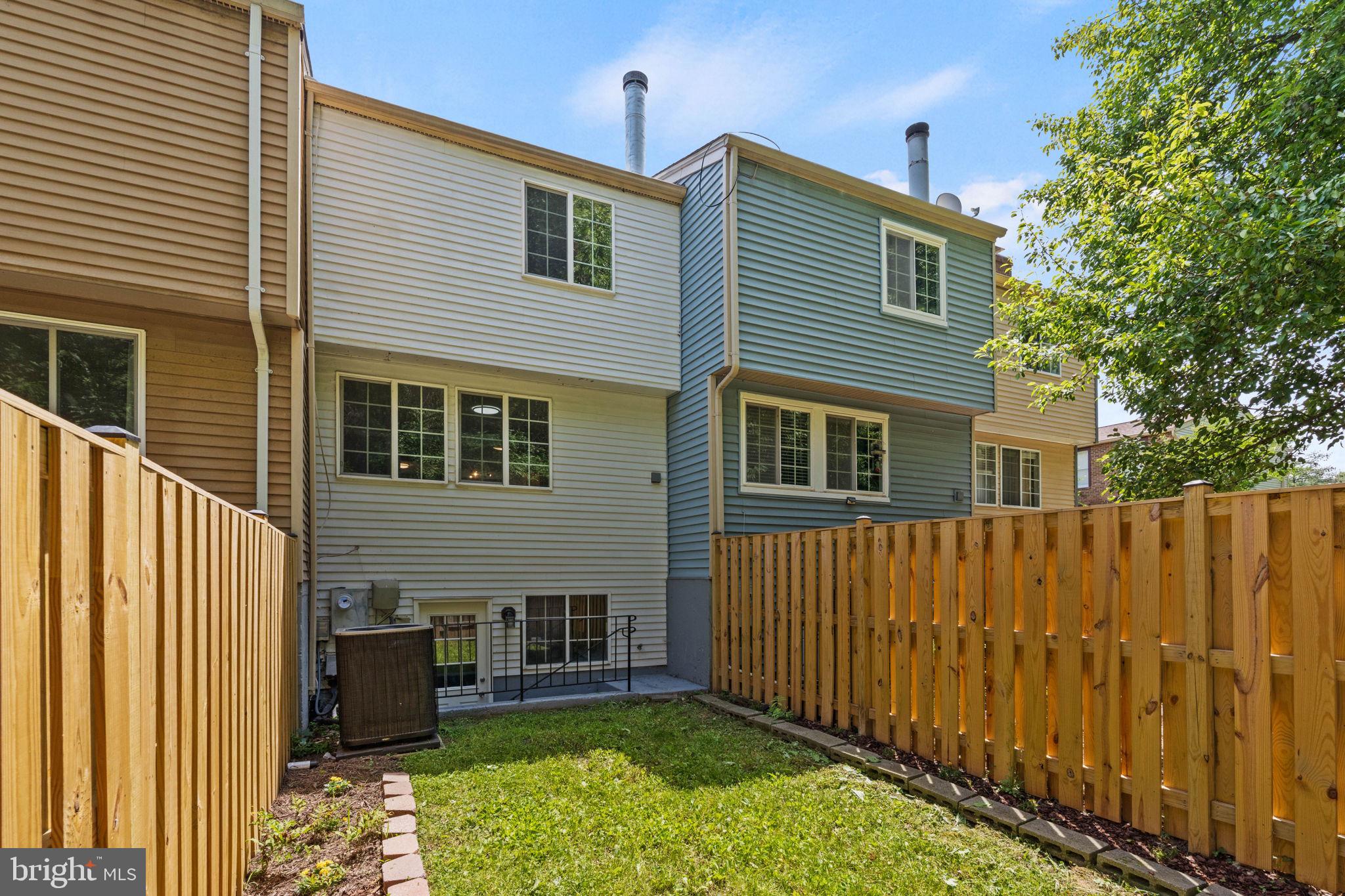 TARTAN VILLAGE - Residential