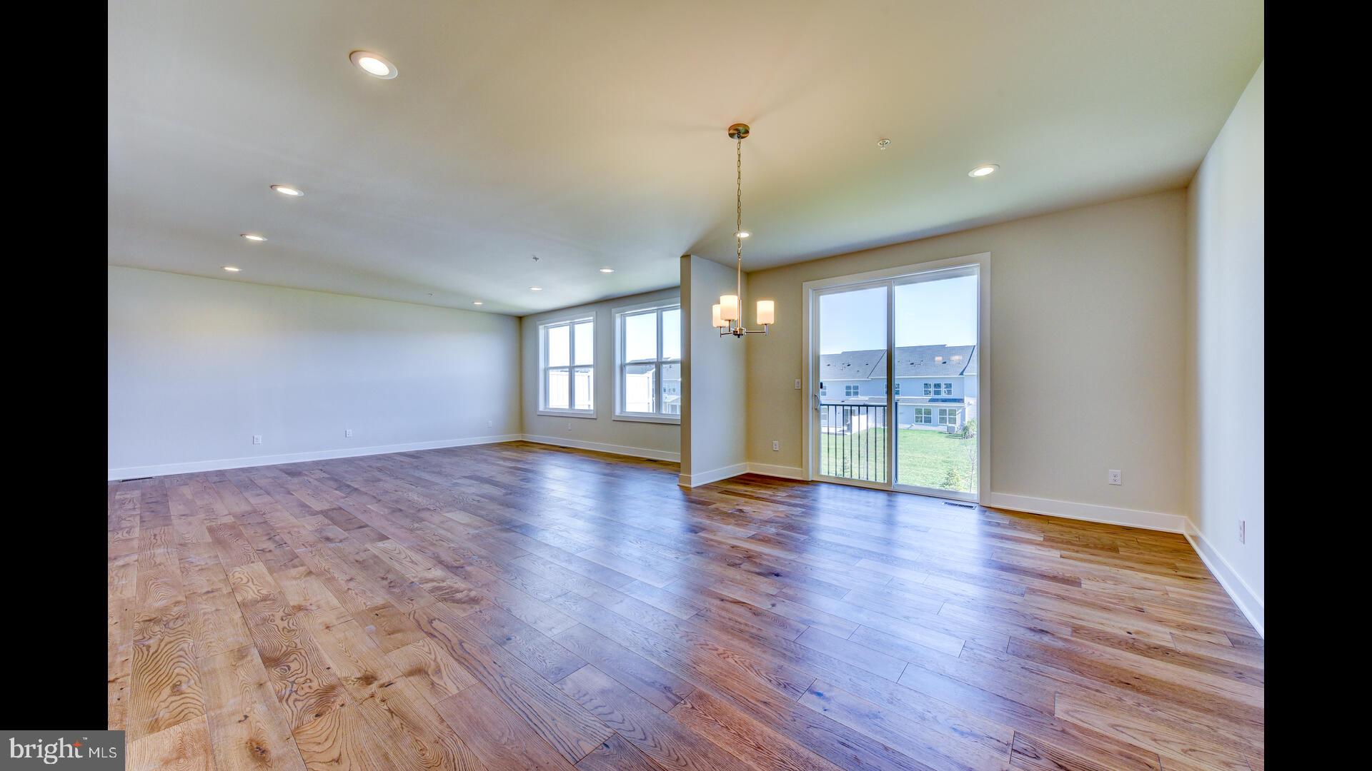 DOYLESTOWN WALK - Residential