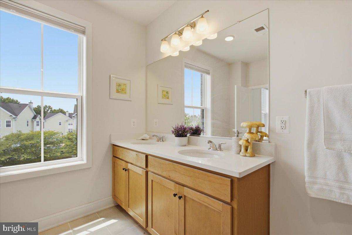 DEMOTT & SILVER - Residential