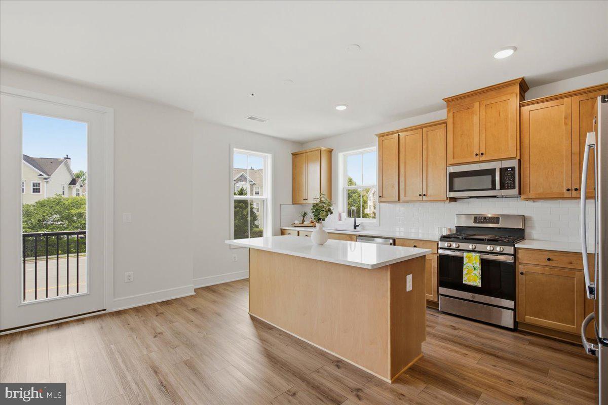 DEMOTT & SILVER - Residential