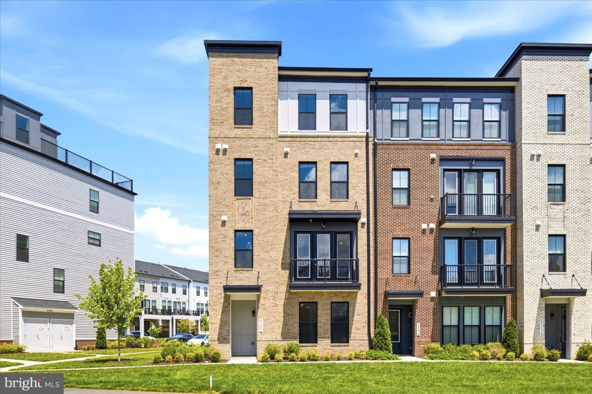 DEMOTT & SILVER - Residential
