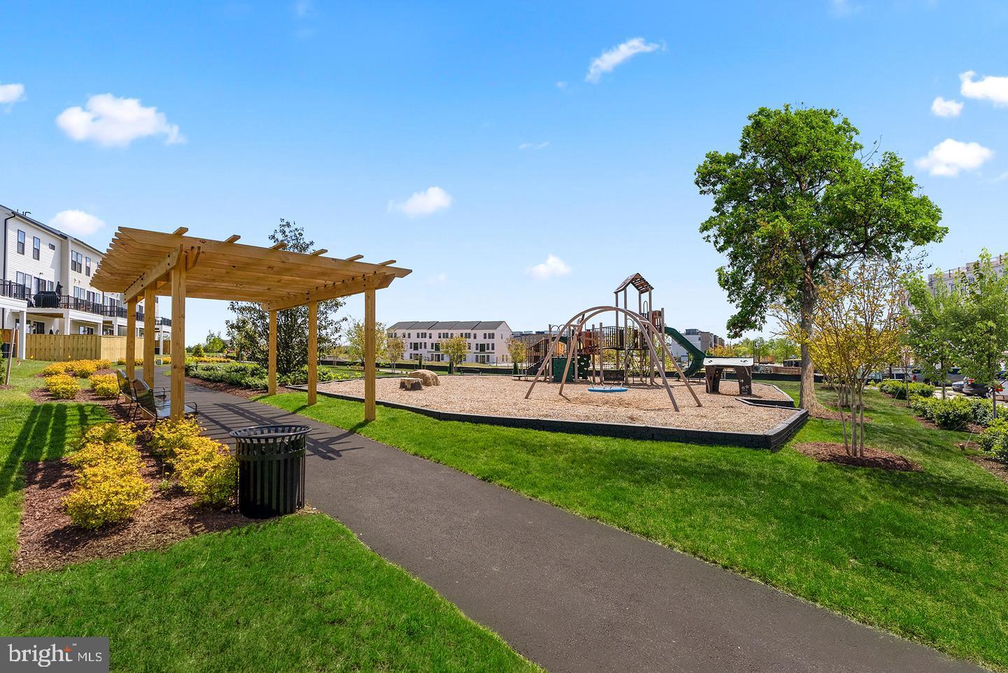DEMOTT & SILVER - Residential