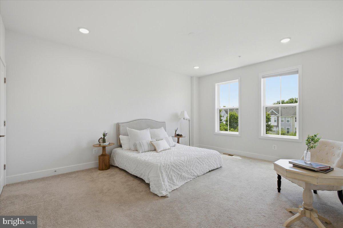 DEMOTT & SILVER - Residential