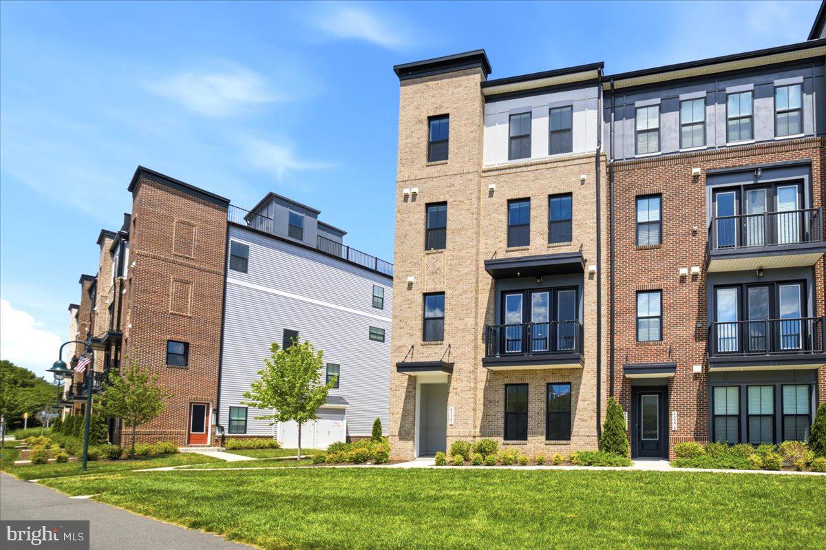 DEMOTT & SILVER - Residential