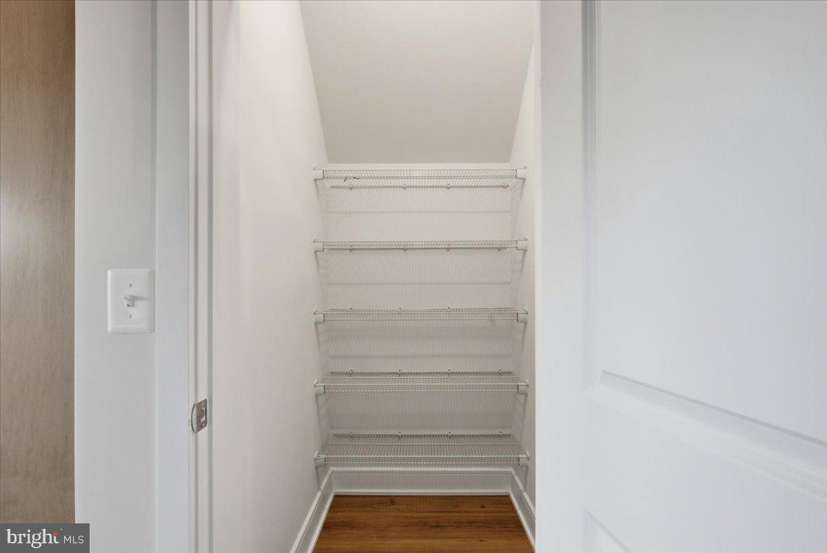 DEMOTT & SILVER - Residential