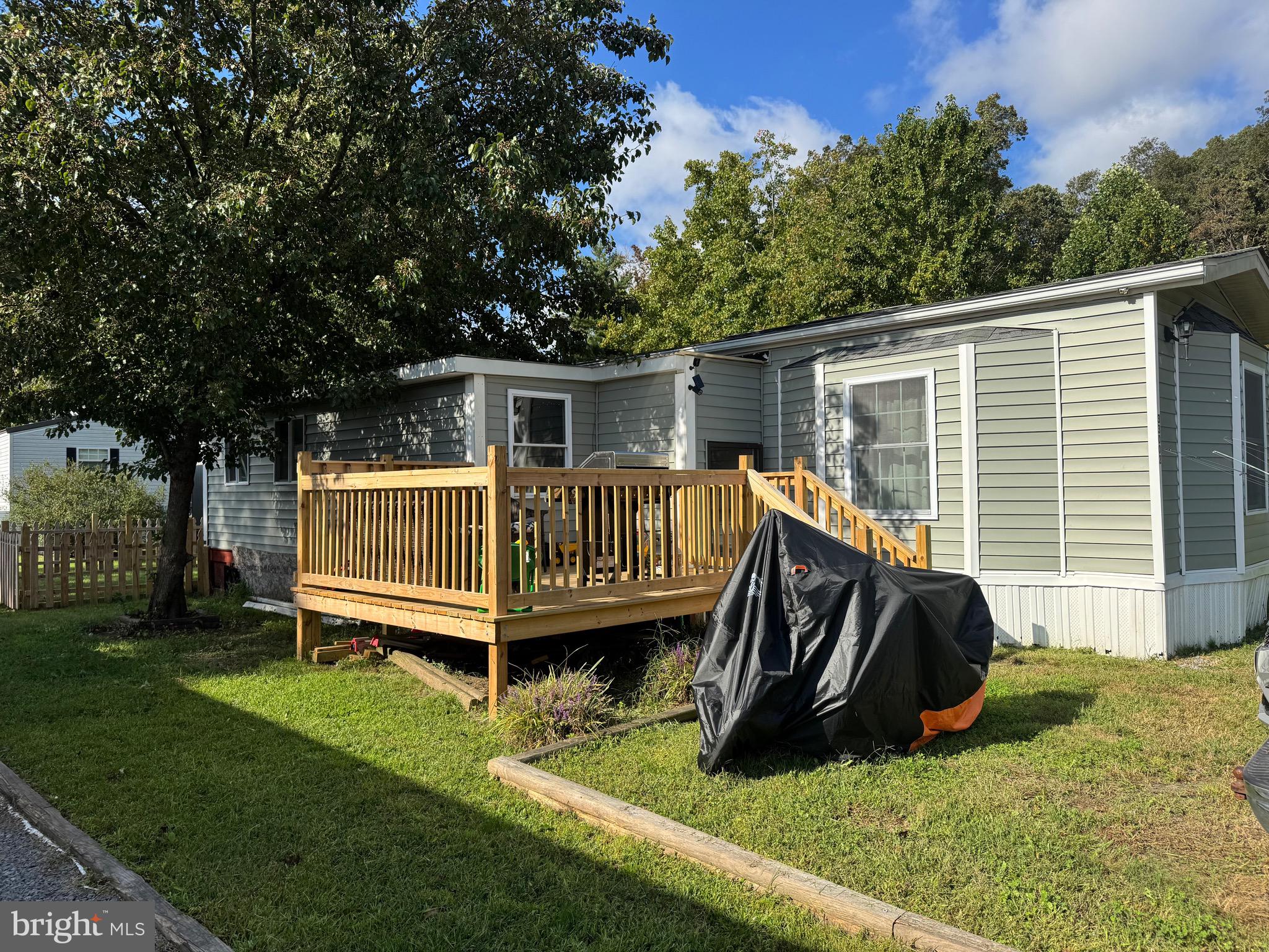 ENCHANTED ACRES - Residential